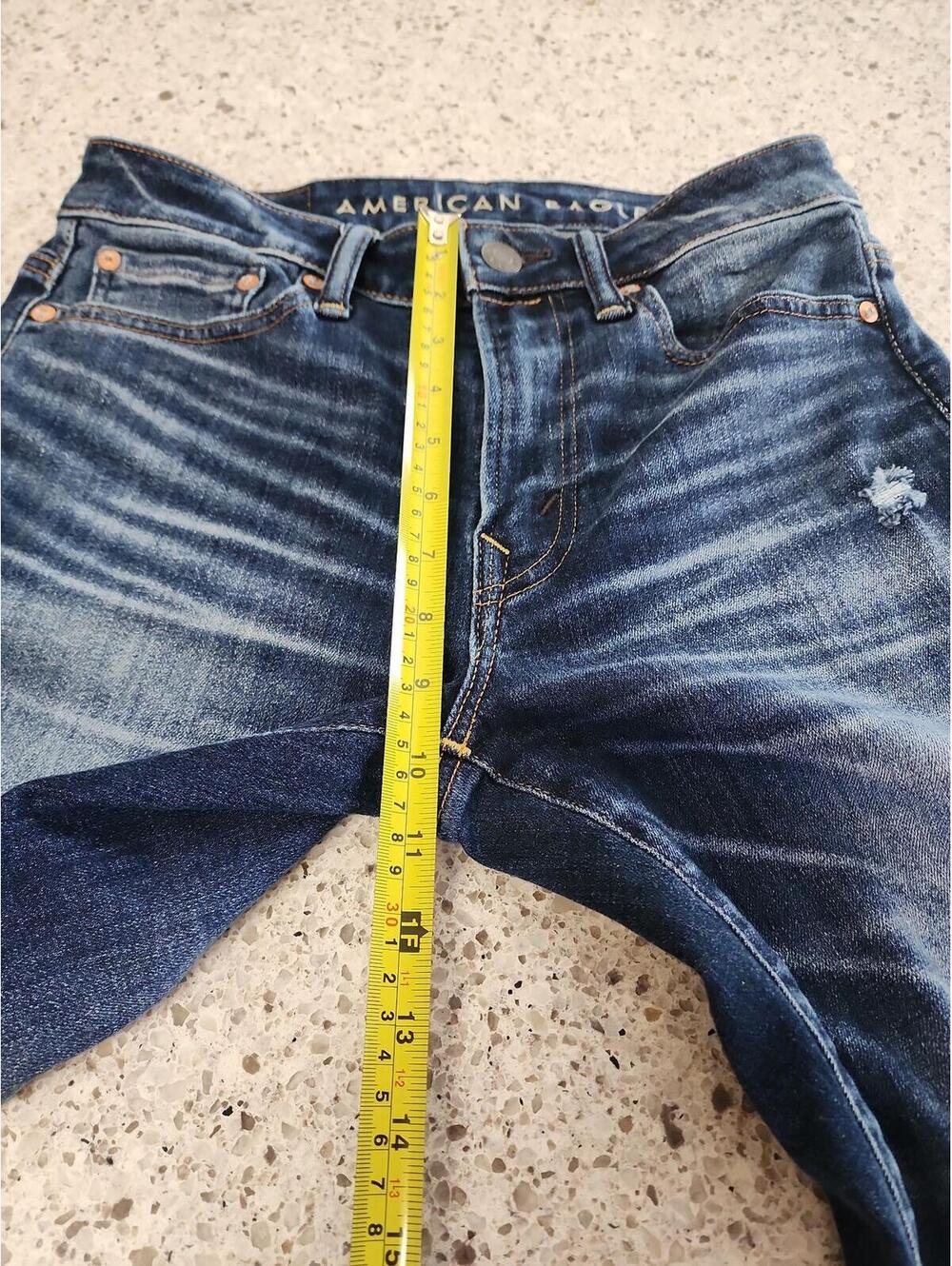 Jeans - Picture 7 of 9